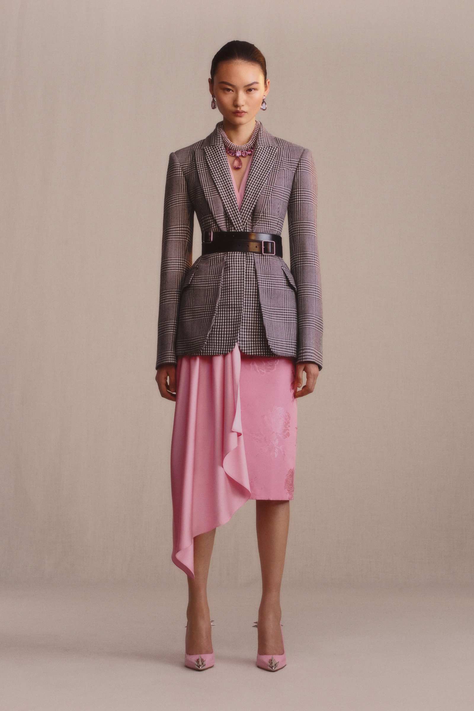 alexander mcqueen pre fall 19 alexander mcqueen pre fall 19